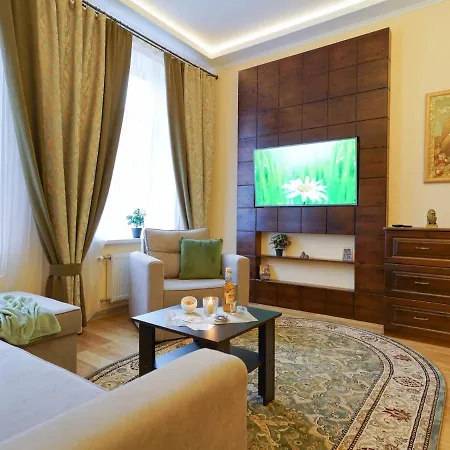 At Shopena St. 4 Apartman *